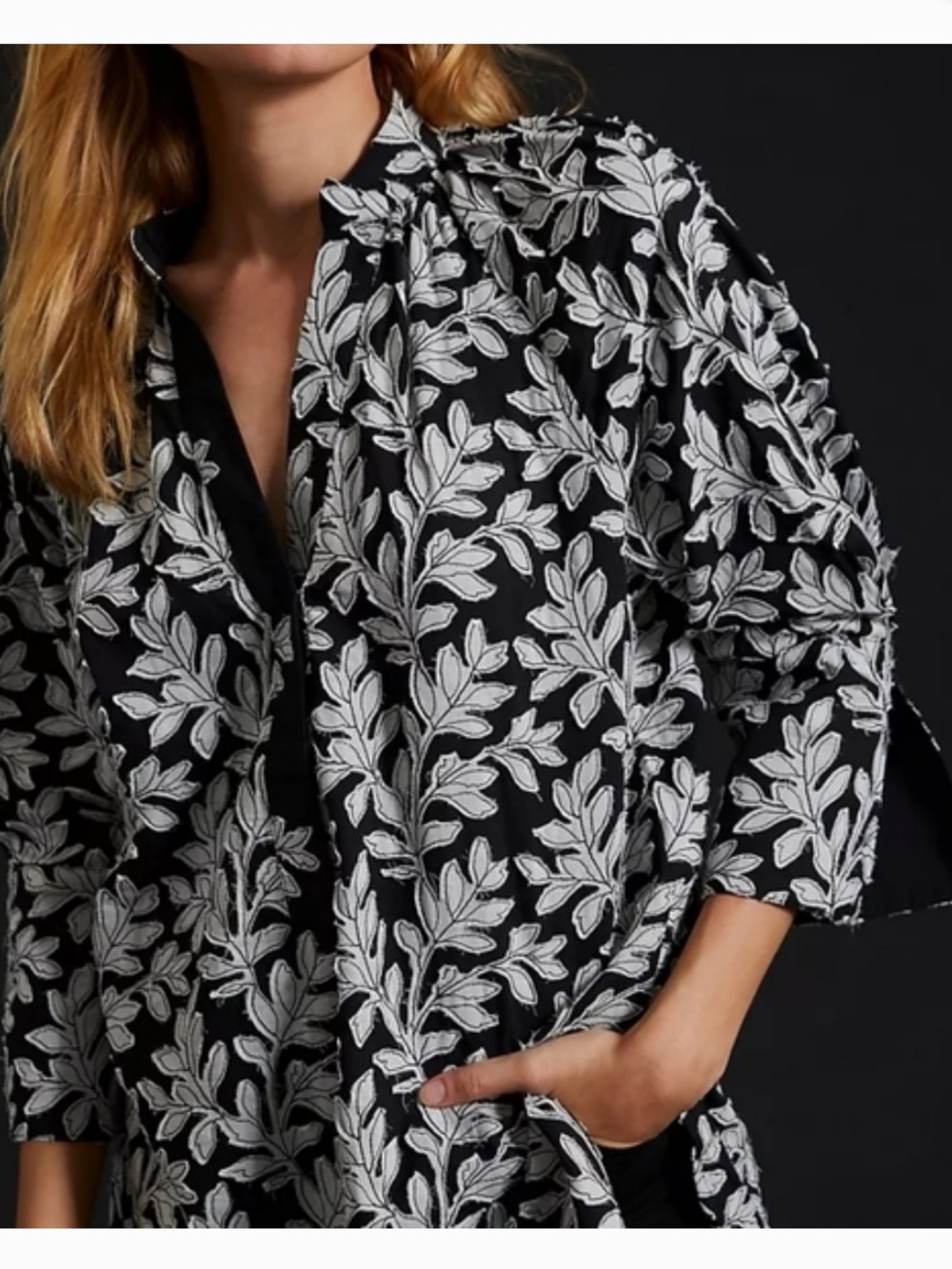 Anthropologie Popover Tunic Top Blouse XL Leaf Applique Textured V-neck Relaxed